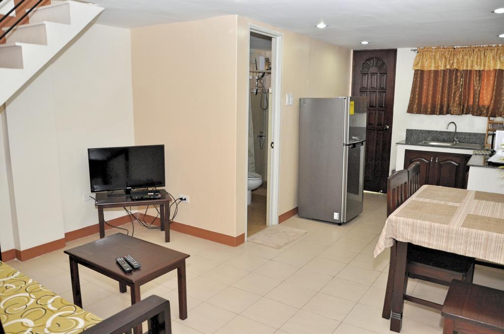 Pal-Watson Apartments Lapu-Lapu City Værelse billede